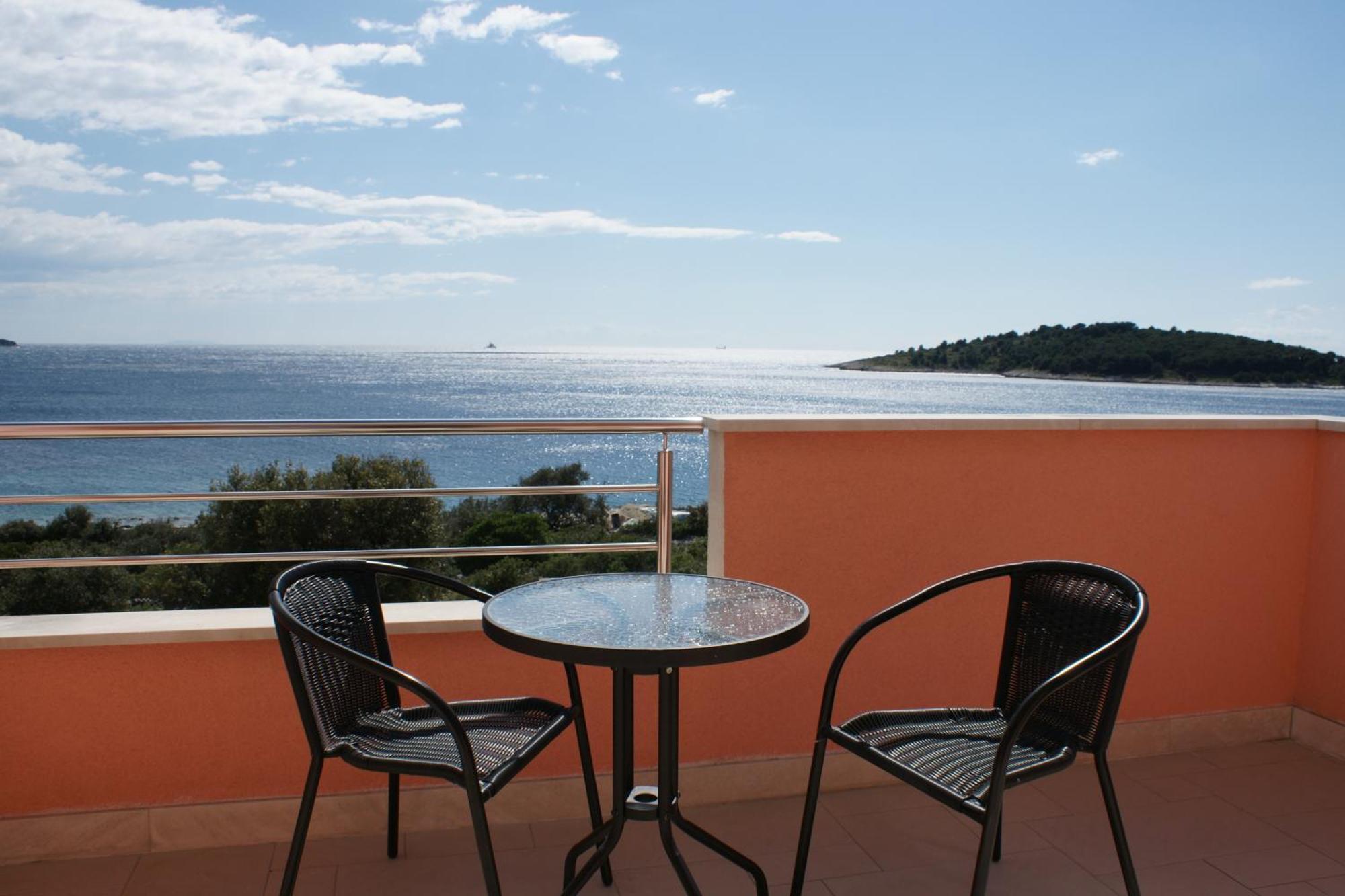 Apartment Rosina *